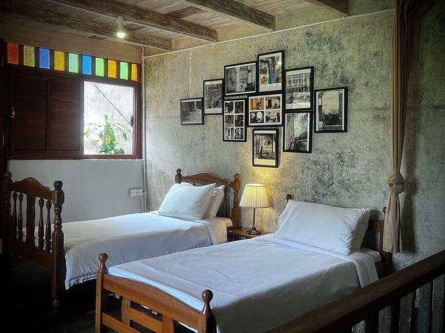 Leju 21 樂居 Explore Malacca From A Riverside House ภายนอก รูปภาพ